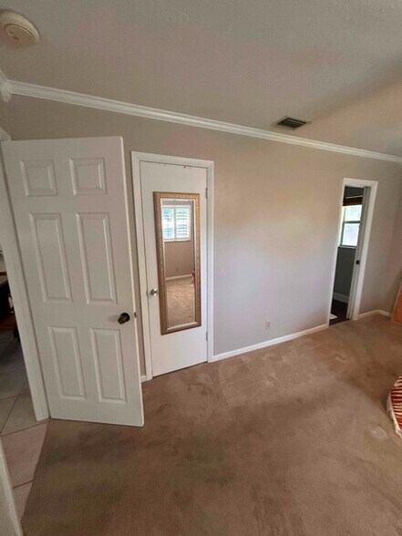 Building Photo - 2258 Palmetto Rd