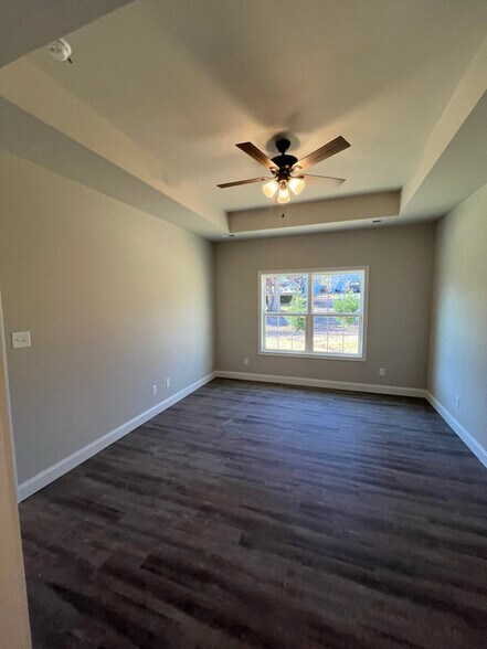 Building Photo - 2611 Parkers Mdw Ln