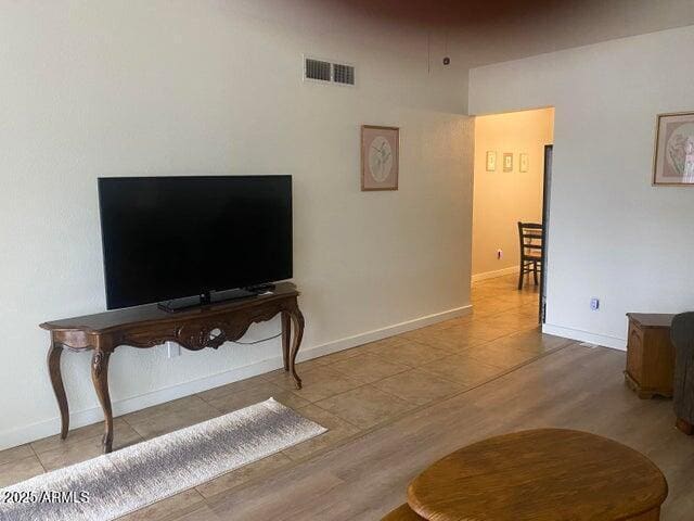 Building Photo - 1050 S Stapley Dr