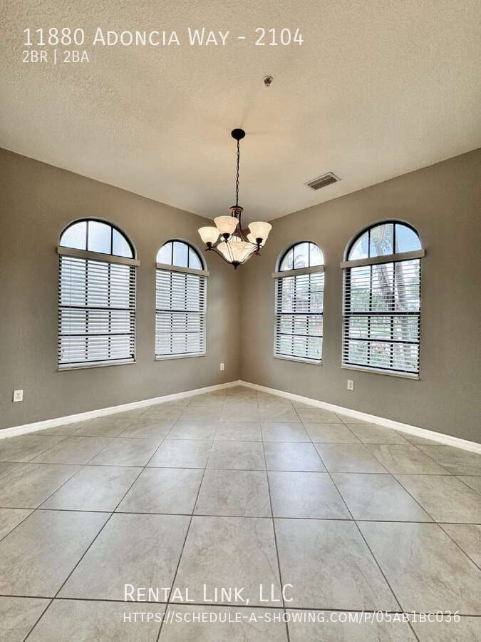 Building Photo - 11880 Adoncia Way
