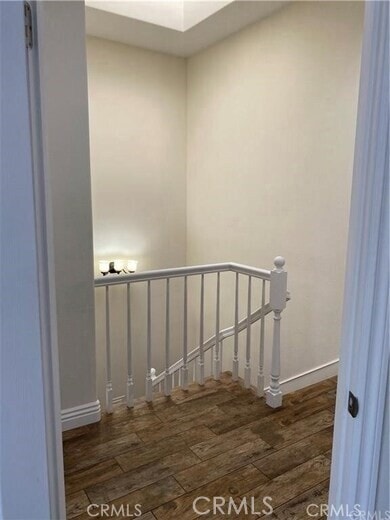 Building Photo - 14 Hillgate Pl