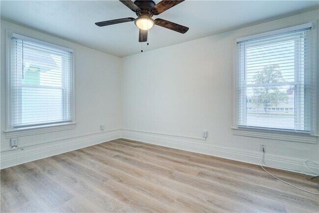 Building Photo - 151 Hampden Rd