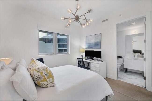 Building Photo - 1155 N Gulfstream Ave