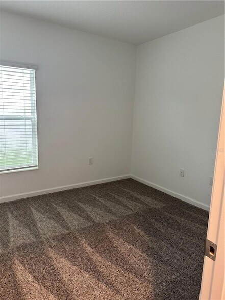 Building Photo - 355 Loch Ct