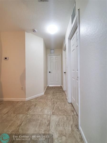 Building Photo - 11527 Royal Palm Blvd