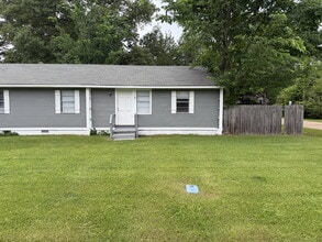 Building Photo - 2/1 in Pearl for $1200!