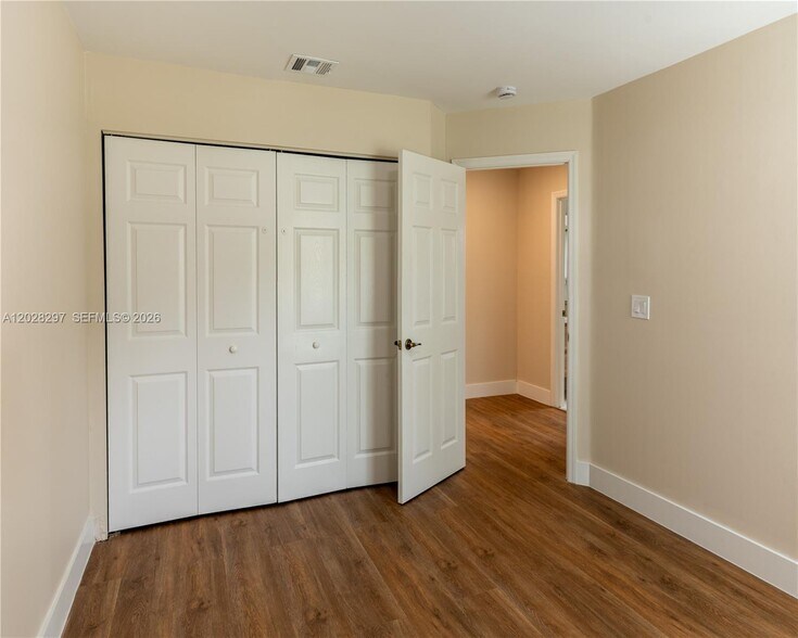 Building Photo - 11252 NW 58th Ter