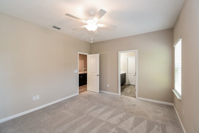 Building Photo - 2570 Laylas Wy