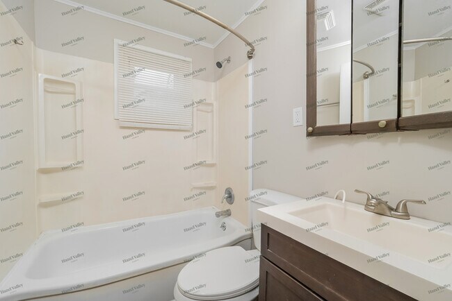 Building Photo - 9713 Rice Ave