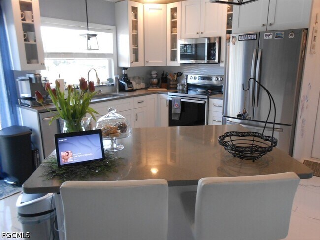 Building Photo - 222 Ground Dove Cir SE