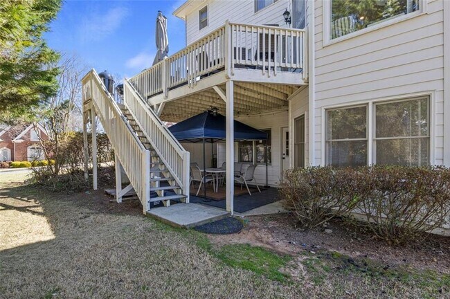 Building Photo - 5685 Lake Manor Trce