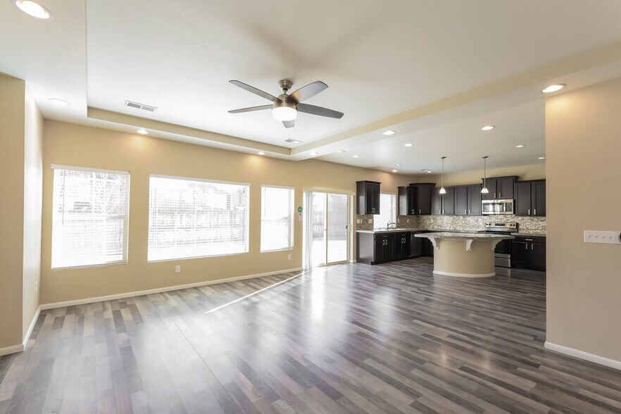 Building Photo - 10558 Worchester St