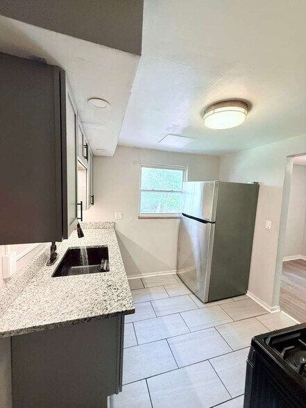 Building Photo - 8181 Chaske St