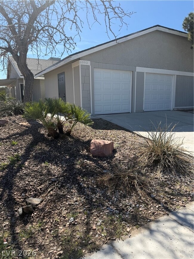 Building Photo - 6993 Royal Meadow Pl