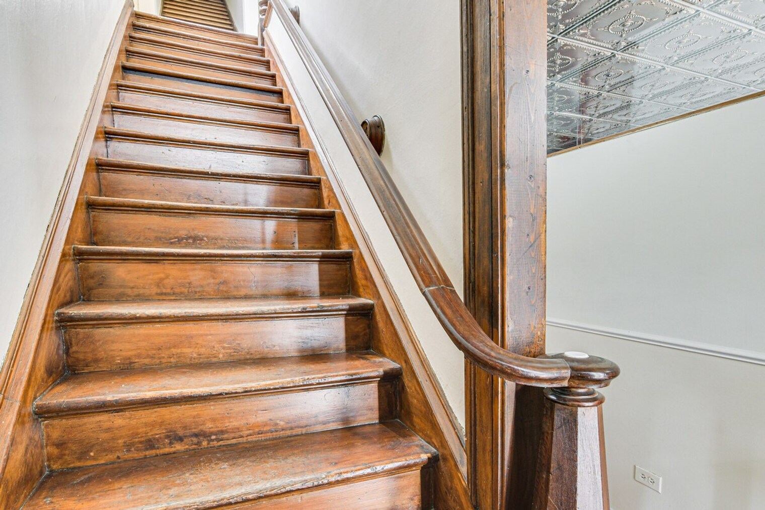 Building Photo - 2148 W Chicago Ave