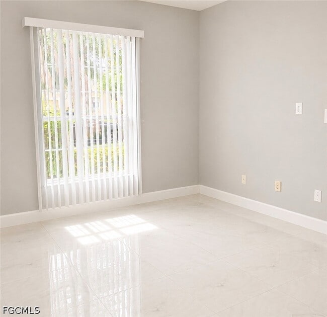 Building Photo - 9561 Blue Stone Cir