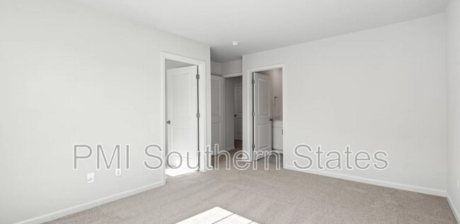 Building Photo - 1116 S Norwhich Ln