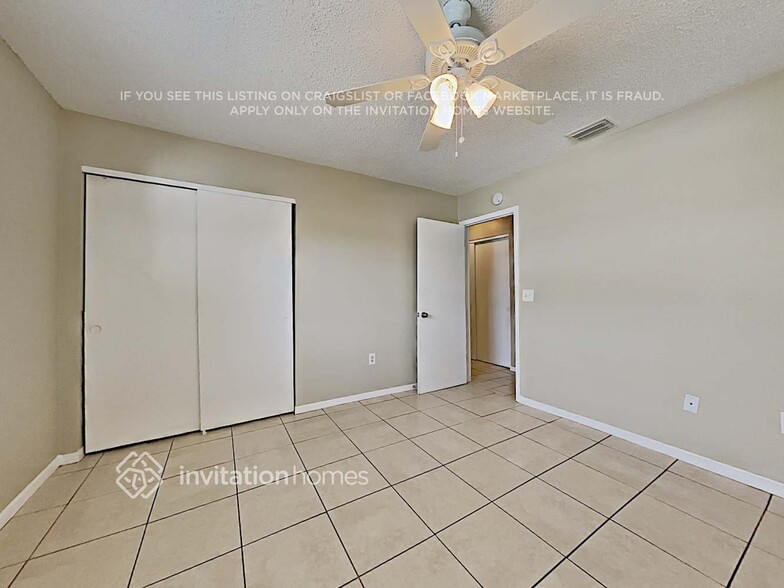 Building Photo - 555 Freeport Ave N