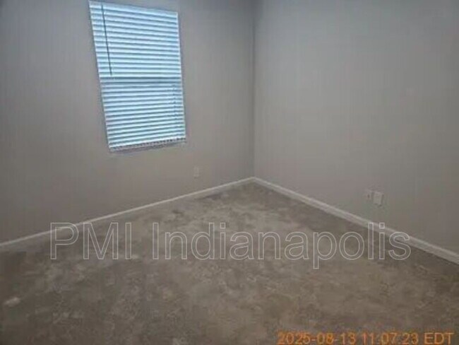 Building Photo - 1854 Cascades Dr