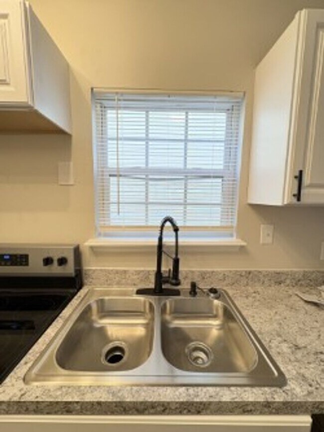 Building Photo - Washington Bourgh