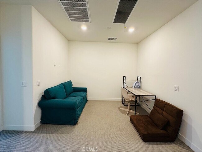 Building Photo - 2626 Glamis Ct