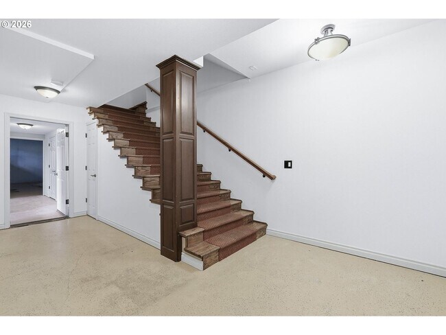 Building Photo - One-of-a-Kind 5BR Home with Floor-to-Ceiling Windows, Wraparound Decks & Breathtaking Treeline Views