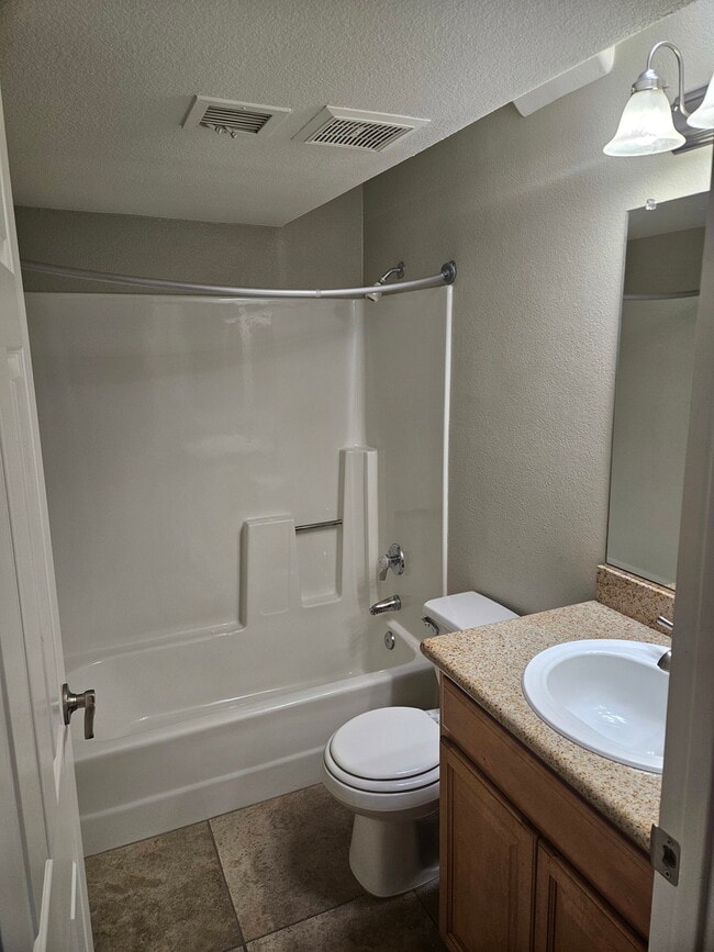 Building Photo - 835 N Granite Reef Rd