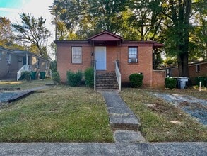 Building Photo - Terrybrook1930