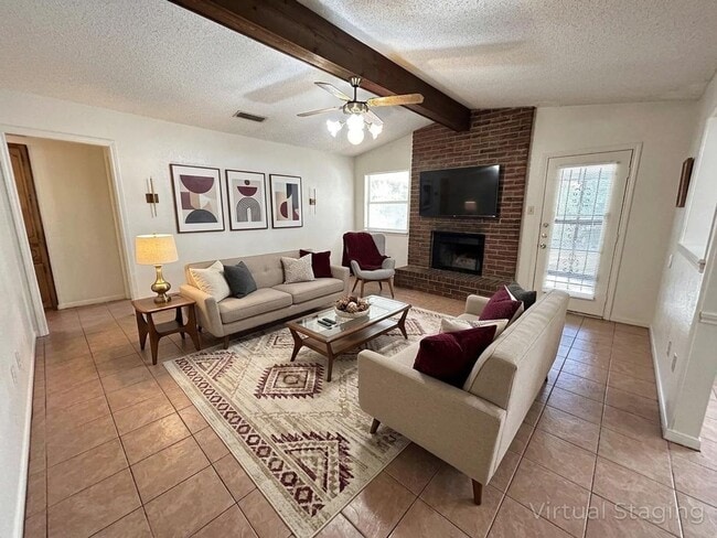 Building Photo - 3-Bedroom House for Rent in Copperas Cove