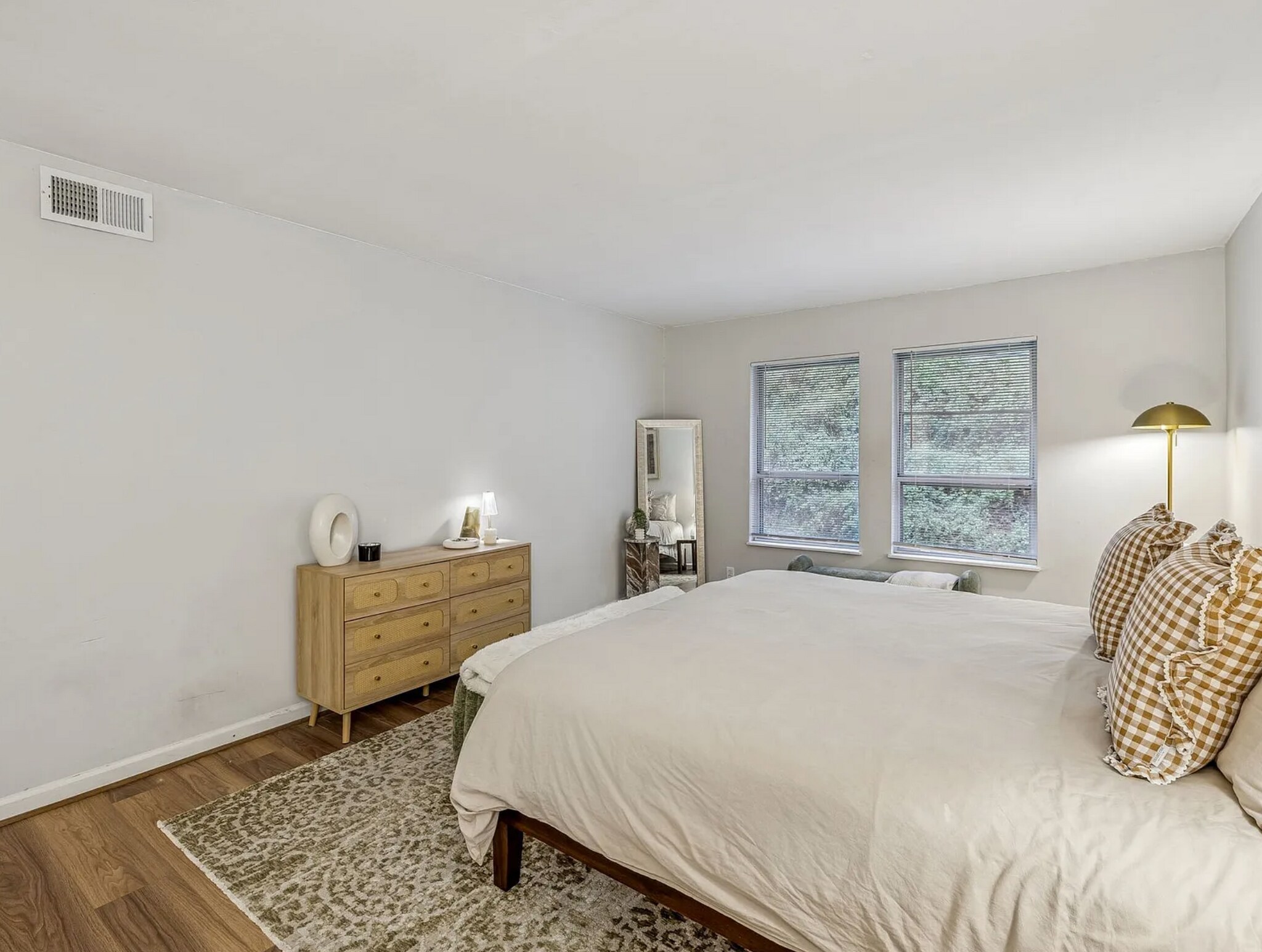 Building Photo - 500 Paragon Mills Rd