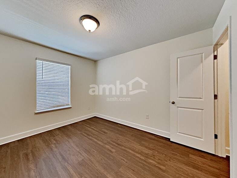 Building Photo - 4425 Hollow Stump Run