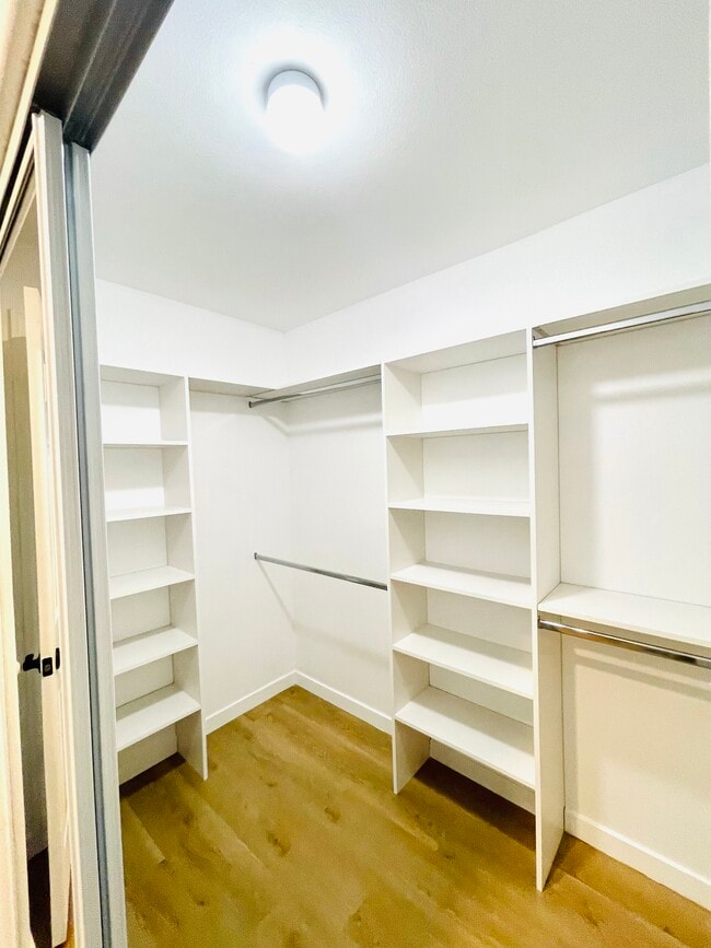 Building Photo - 38343 Bonino Dr