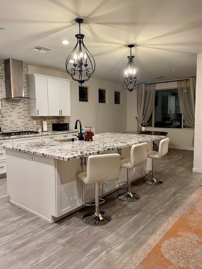 Building Photo - 10006 Blountsville Dr