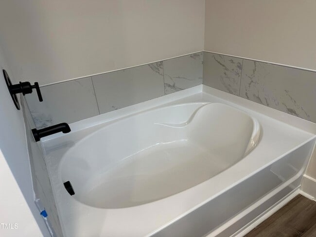 Building Photo - 306 Shiloh Wy