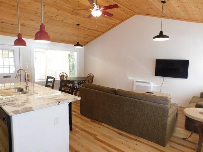 Building Photo - 2331 GA-52