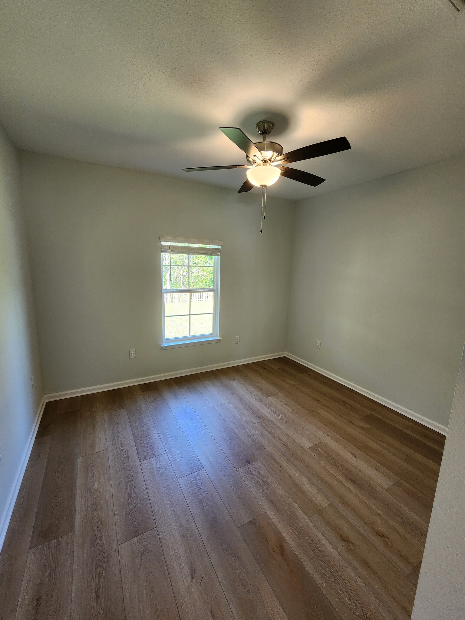 Building Photo - 102 Riverwalk Cir