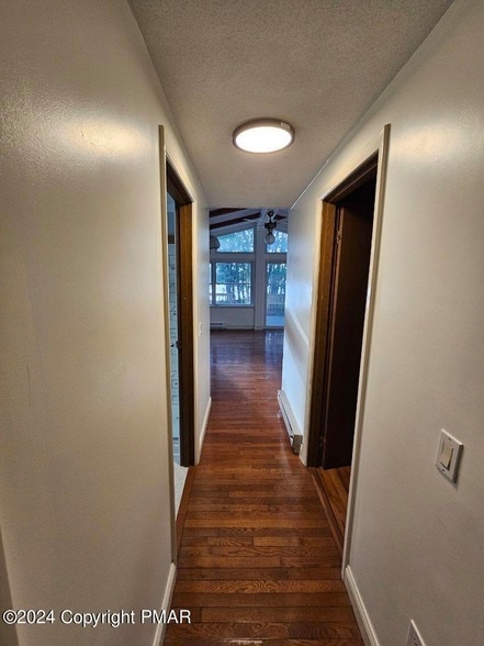 Building Photo - 4153 Sylvan Ln