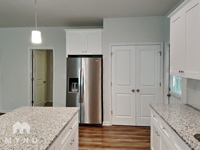 Building Photo - 134 Lauren Ct