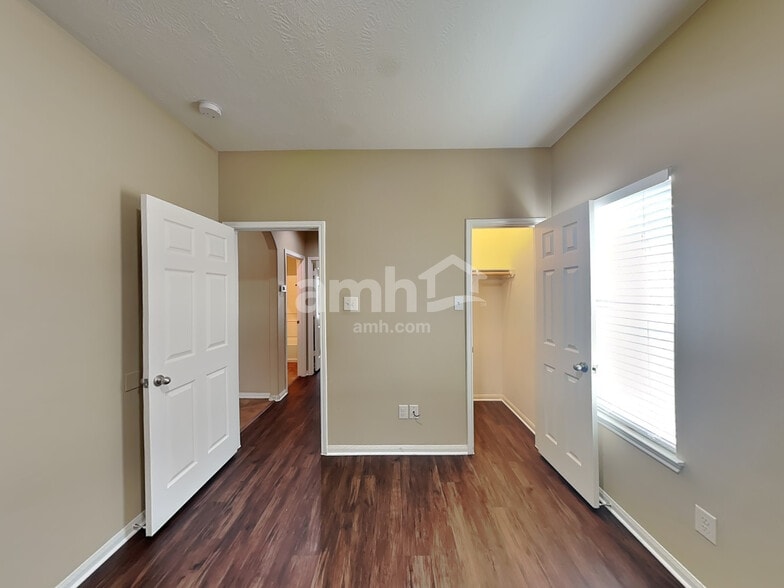 Building Photo - 6627 Ashland Terrace Ln