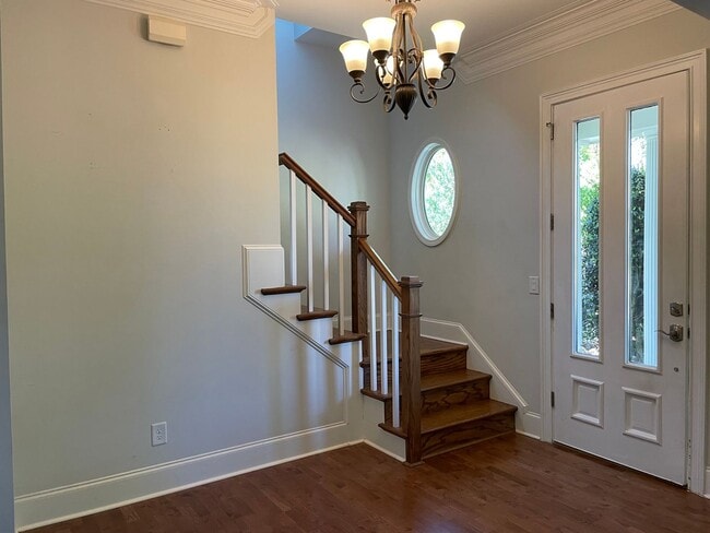 Building Photo - Fabulous Three Bedroom Home in Antiquity
