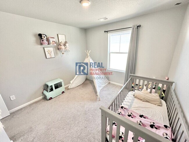 Building Photo - 27086 E Bayaud Ave