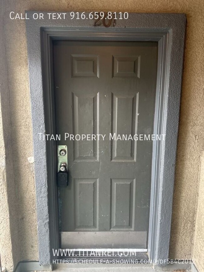 Building Photo - 3736 Astoria St