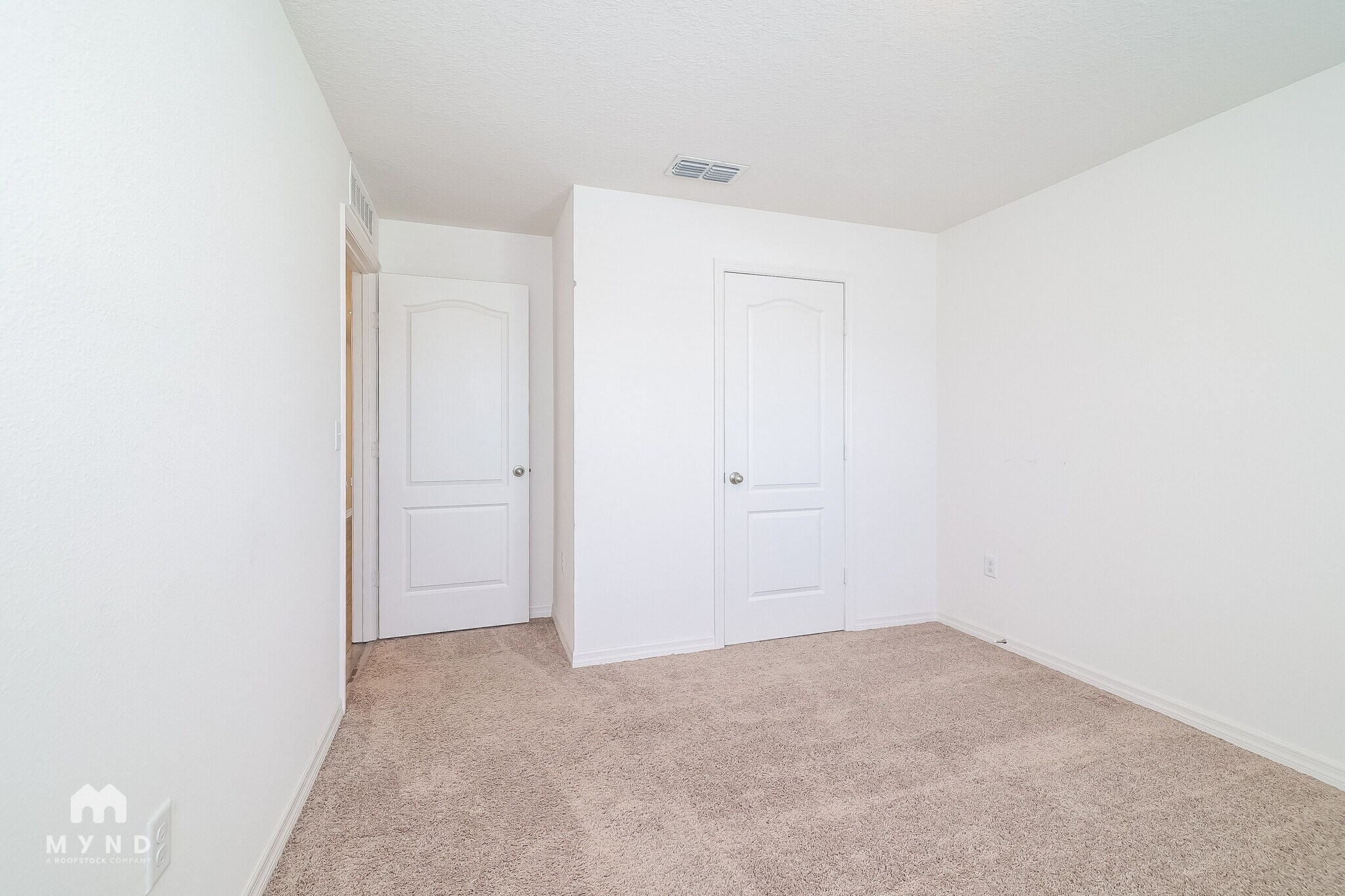 Building Photo - 465 Kensington View Dr