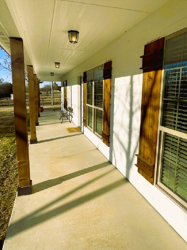 Building Photo - 713 Overlook Dr