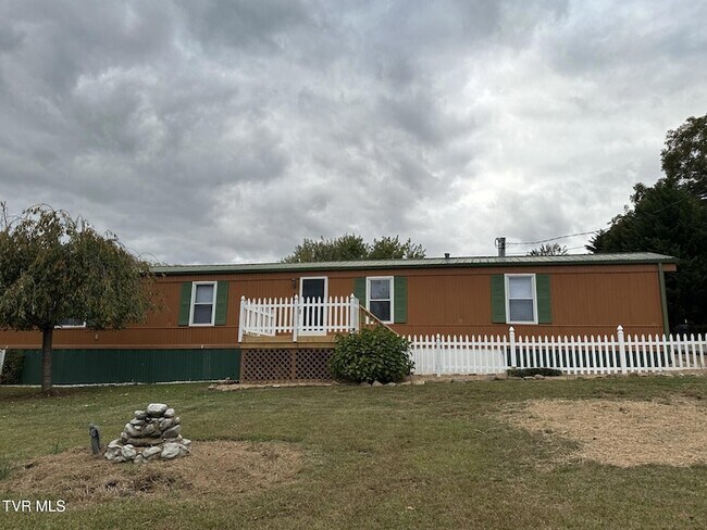 Building Photo - 4280 Newport Hwy