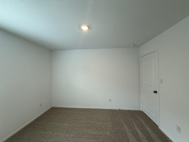 Building Photo - 117 Alamito Ave