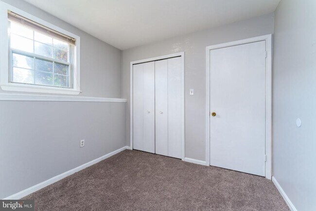 Building Photo - 20 Joyceton Way