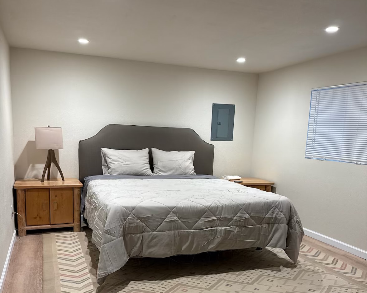 King sized bed - 273 W Carmel Valley Rd