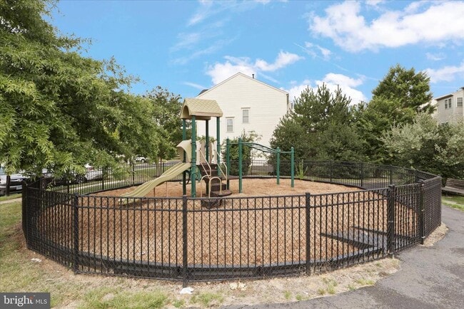 Building Photo - 5307 Granite Step Trail