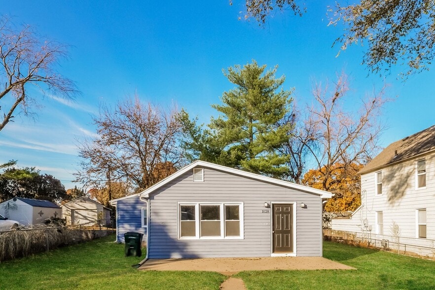 Building Photo - 1028 Randolph St